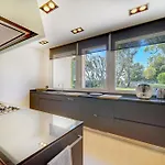 빌라 Ref 137 - Cap D'antibes Seafront - For Rent 앙티브