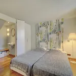 Ref 137 - Cap D'antibes Seafront - For Rent 빌라 앙티브