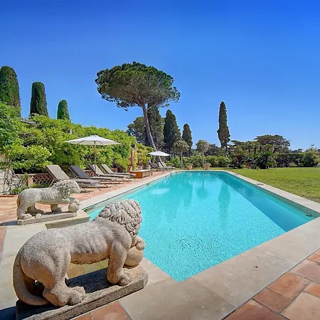 Villa Ref 137 - Cap D'antibes Seafront - For Rent