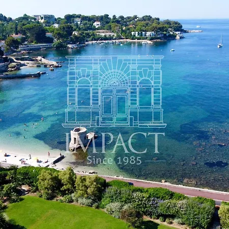 Ref 137 - Cap D'antibes Seafront - For Rent Vila *