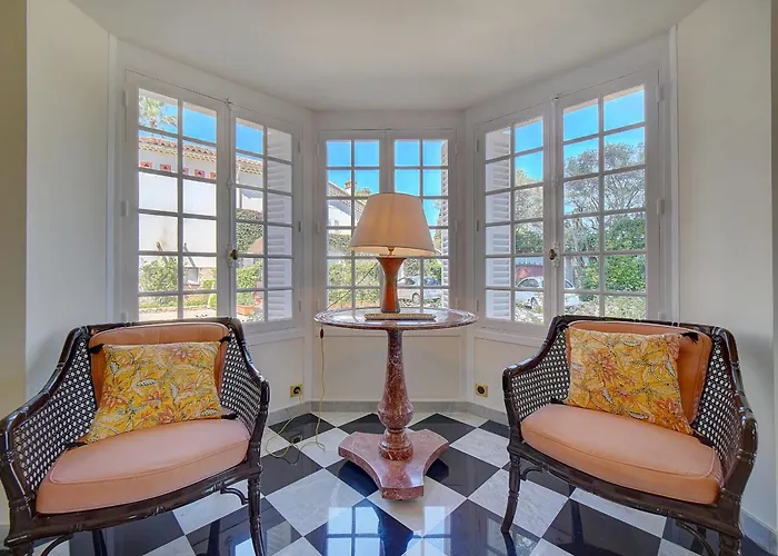 Villa Ref 137 - Cap D'antibes Seafront - For Rent Antibes