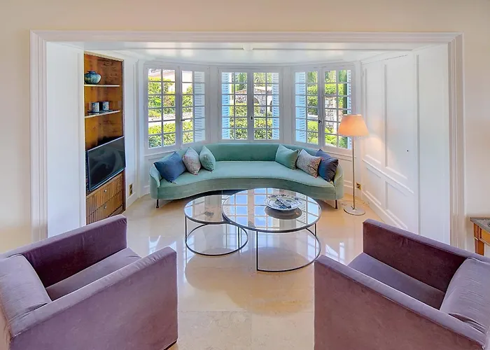 Ref 137 - Cap D'antibes Seafront - For Rent