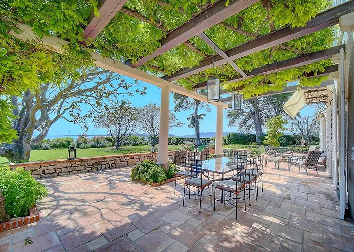 Ref 137 - Cap D'antibes Seafront - For Rent